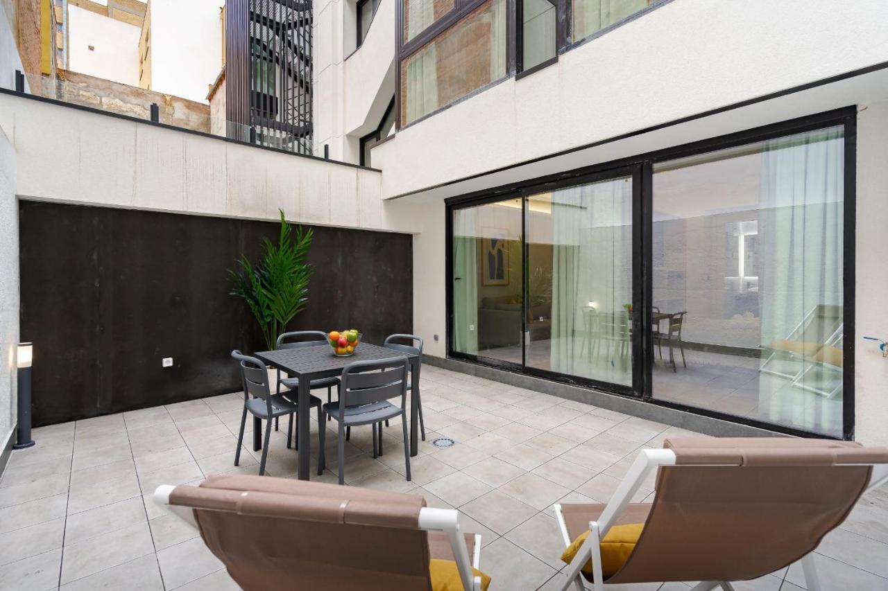 Estudio con terraza